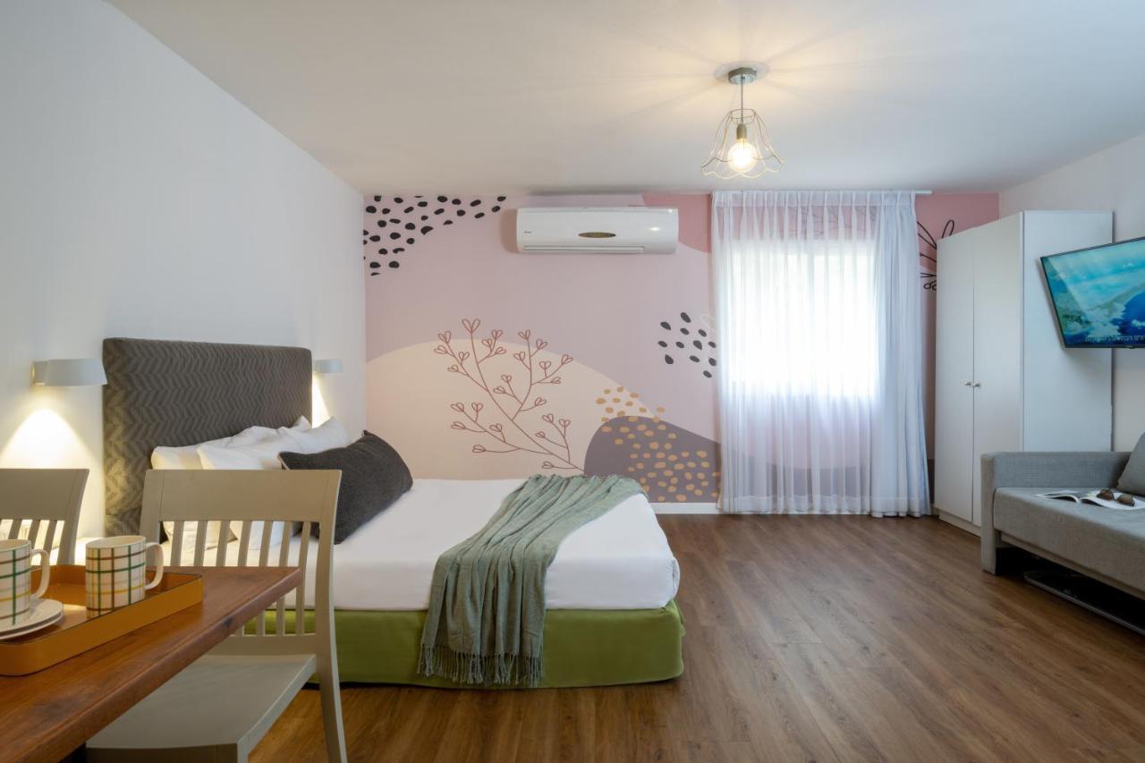 Travel Hotel Eilon Elon Exterior photo