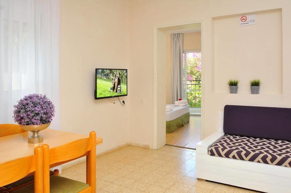 Travel Hotel Eilon Elon Exterior photo