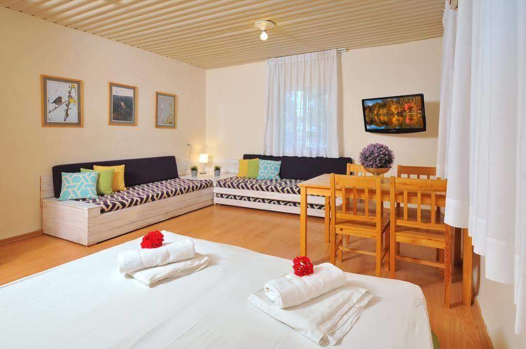 Travel Hotel Eilon Elon Exterior photo